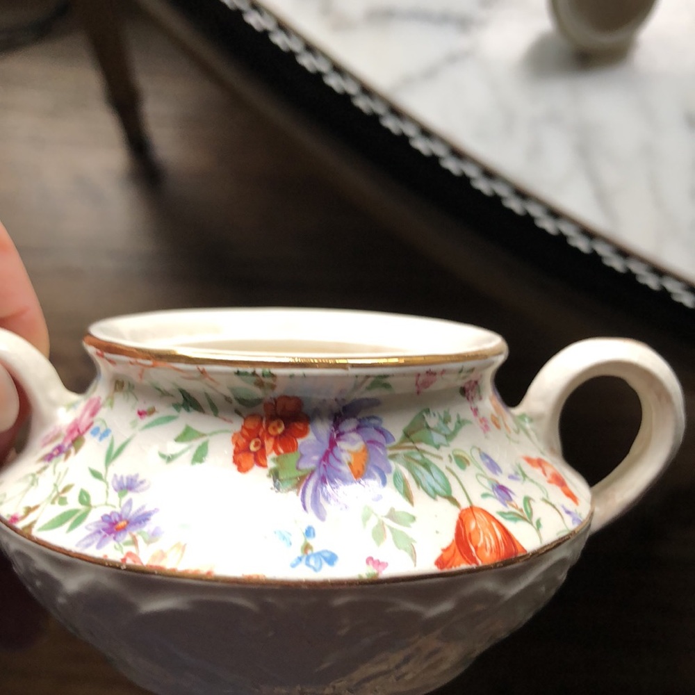 Creamer & Sugar - Picture 5 of 14